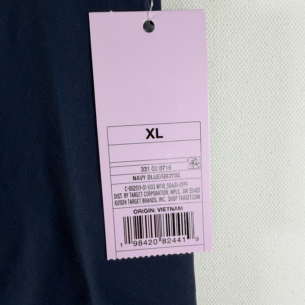 Wild Fable- Scoop Neck Short Sleeve Tee- Navy - XL | Basic Tee - Picture 3 of 6